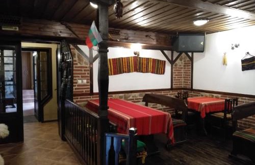 Old Town Hotel | Hotel St. George Pobedonosets