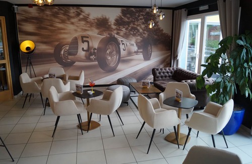 Foetz Hotel | Hotel Stand'Inn
