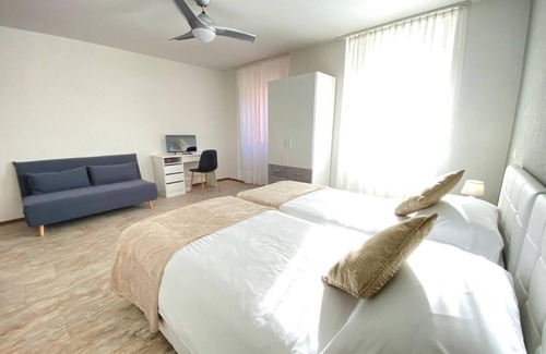 Roveredo Hotel | Hotel Station