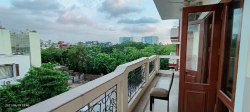 Jasola Hotel | Hotel Stay 49 - Near Apollo Hospital