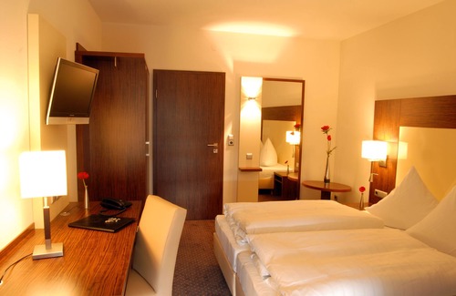 Roedermark Hotel | Hotel Sterkel