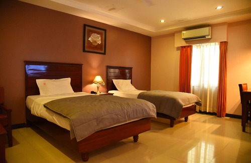 Karaikudi Hotel | Hotel Subhalakshmi Palace