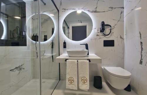 Villanueva de la Serena Hotel | Hotel Suites Moma Centro