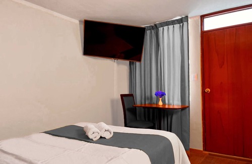 Jose Luis Bustamante y Rivero Hotel | HOTEL SUITE FLORENCE