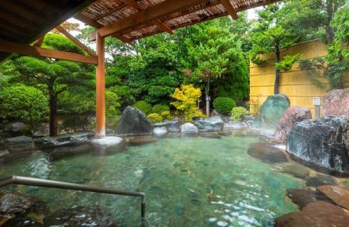 Izu Nagaoka Onsen Hotel | Hotel Sunvalley Izunagaoka Main Building