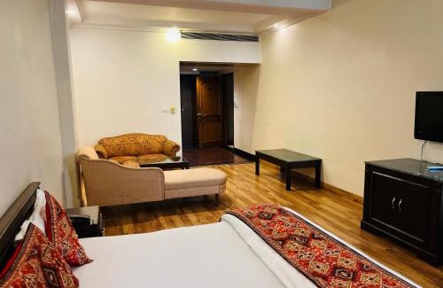 Ranjit Avenue Hotel | Hotel surya residency
