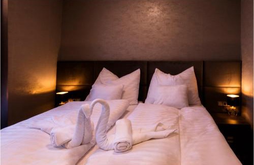 Jaszbereny Hotel | Hotel Szatmári & Étterem Jászberény