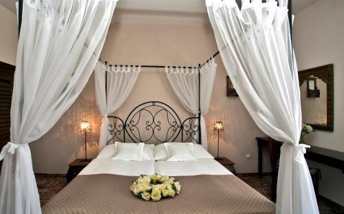 Holesov Hotel | Hotel Tacl