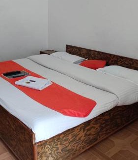 Khirsu Hotel | Hotel Taj Himalaya
