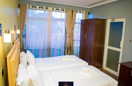Nanyuki Hotel | HOTEL TAJI