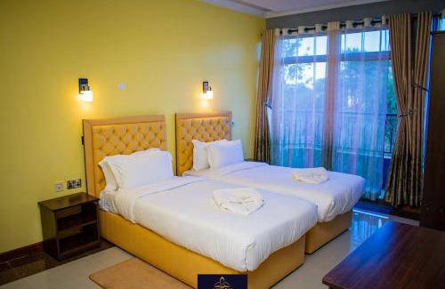 Nanyuki Hotel | HOTEL TAJI