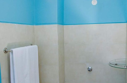 Nanyuki Hotel | Hotel Taji