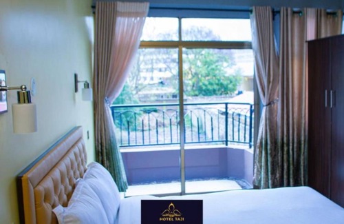 Nanyuki Hotel | Hotel Taji