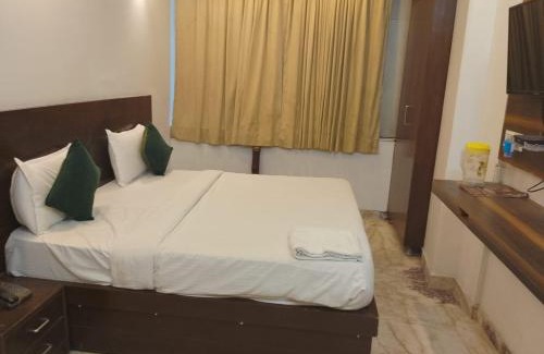 South West Hotel | Hotel Tark Plaza Near IGI Airport Delhi