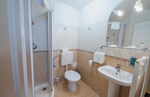 Javornik Hotel | Hotel Taverna