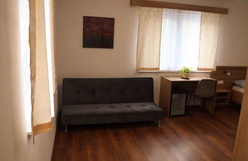Maria Lanzendorf Hotel | Hotel & Tenniscenter Khail