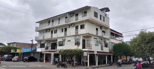 Puerto Boyaca Hotel | Hotel The Continental
