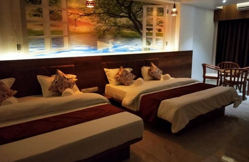 Patan Hotel | Hotel The Grand Piano