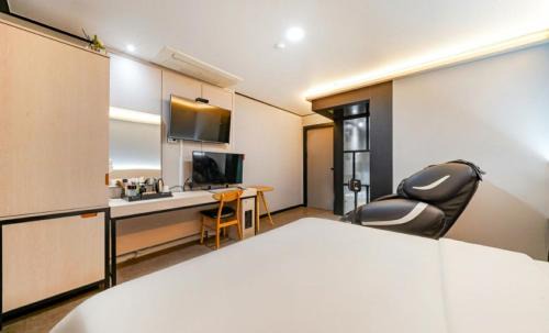 Gangseo District Hotel | Hotel The May