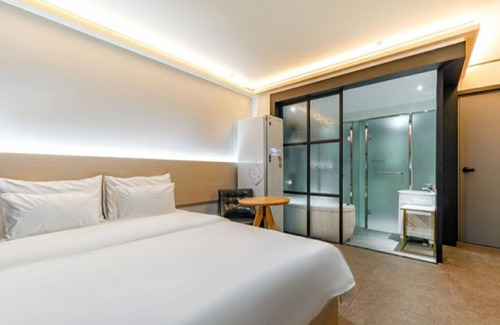 Gangseo District Hotel | Hotel The May
