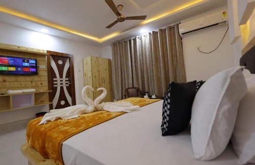 Jwalamukhi Hotel | Hotel The Queen, Himachal Pradesh