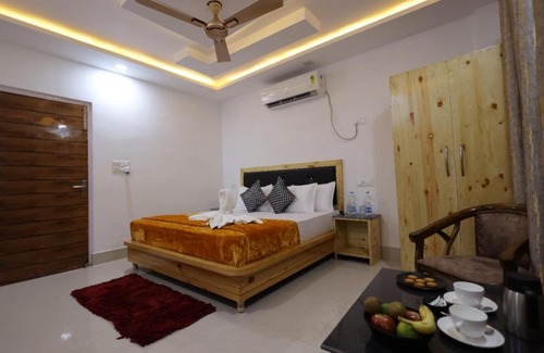 Jwalamukhi Hotel | Hotel The Queen, Himachal Pradesh