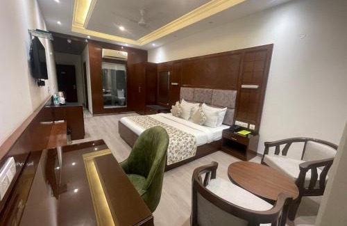 Panchkula Urban Estate Hotel | Hotel The Saffron Park