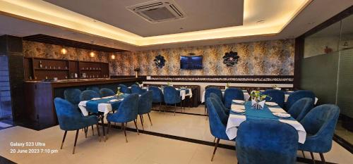 Panchkula Urban Estate Hotel | Hotel The Saffron Park