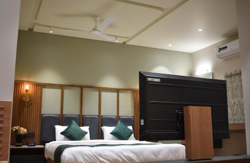 Bhavnagar Hotel | Hotel The Sankalp Retreat