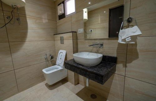 Katra Hotel | Hotel The Vaishvik