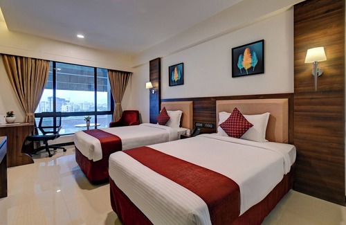 Wakad Hotel | Hotel Tip Top International