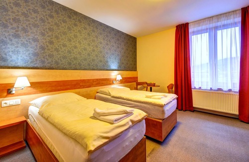 Lipova-Lazne Hotel | Hotel TOČ