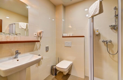 Lipova-Lazne Hotel | Hotel TOČ