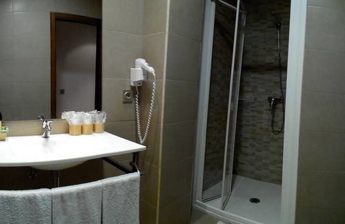 Santa Cruz De Mudela Hotel | Hotel Toral