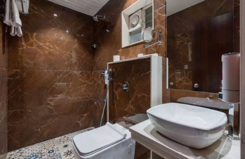 Vijayapura Hotel | Hotel Town Palace