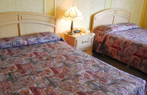Victoriaville Hotel | Hôtel Travelodge by Wyndham Victoriaville