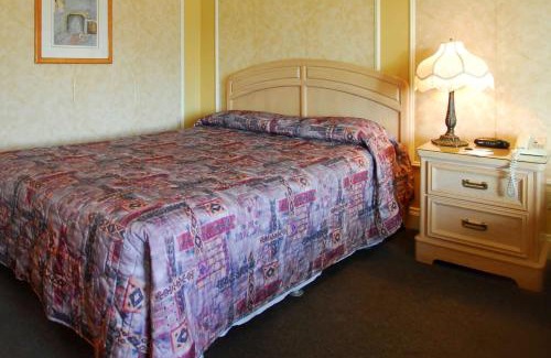 Victoriaville Hotel | Hôtel Travelodge by Wyndham Victoriaville