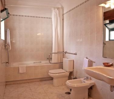 Mogadouro Hotel | Hotel Trindade Coelho