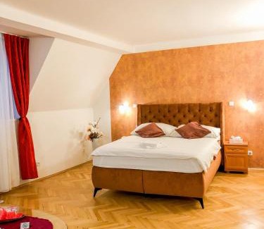 Mlada Boleslav Hotel | Hotel Trumf