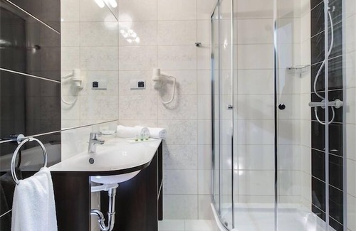 Trzebnica Hotel | Hotel Trzebnica