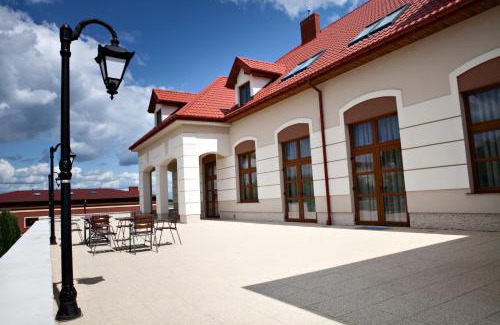 Stasin Hotel | Hotel Trzy Róże