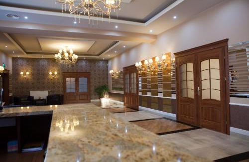 Stasin Hotel | Hotel Trzy Róże
