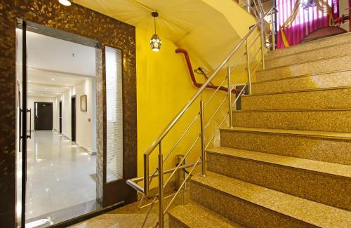 Raj Nagar Hotel | Hotel TUNIGHT