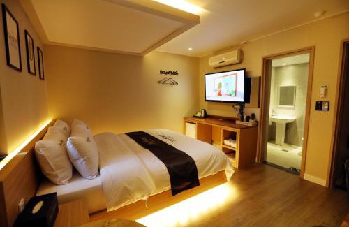 Sincheondong Hotel | Hotel Two Heart
