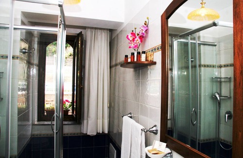 Scilla Hotel | Hotel U'Bais