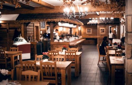 Rynoltice Hotel | Hotel U Pekaře - Jítravský Dvorec