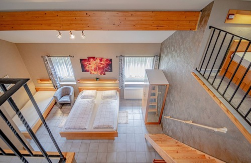 Burg-Reuland Hotel | Hotel Ulftaler Schenke