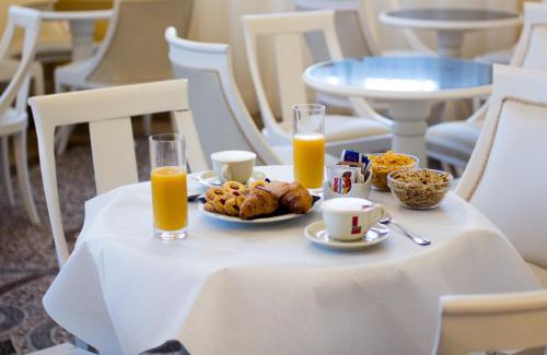 Livorno Hotel | Hotel Universal
