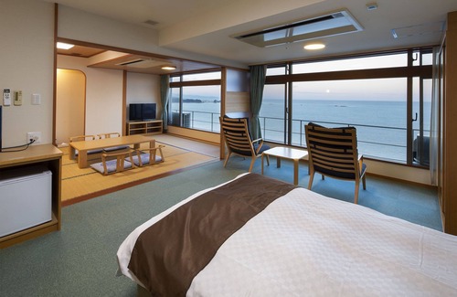 Katsuura House | Hotel Urashima