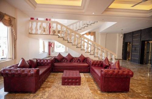 Latur Hotel | Hotel Utsav Square